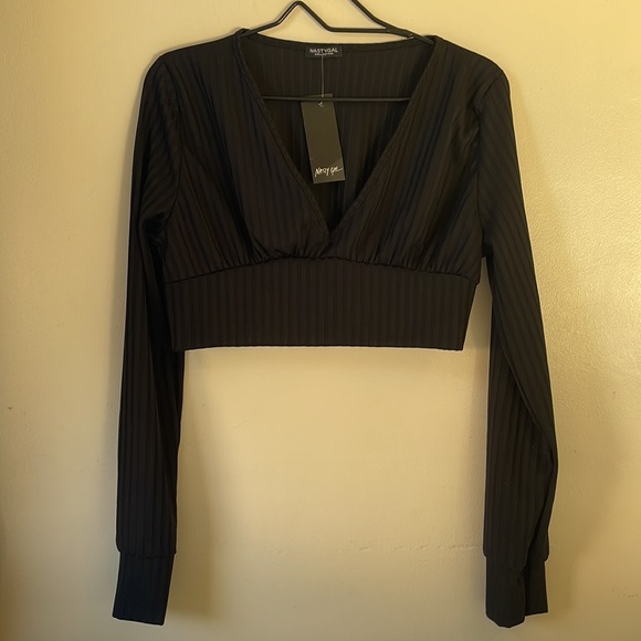 NWT Nasty Gal V-Neck Crop Top - Picture 5 of 6